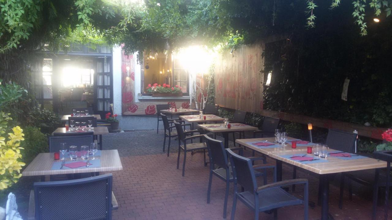 Hotel Restaurant Aux Deux Roses Neuf-Brisach Εξωτερικό φωτογραφία