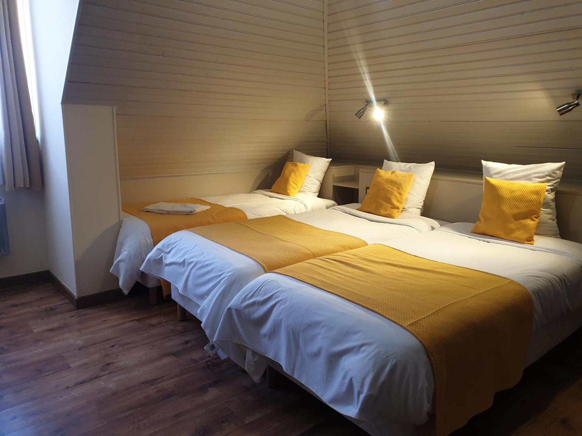 Hotel Restaurant Aux Deux Roses Neuf-Brisach Εξωτερικό φωτογραφία