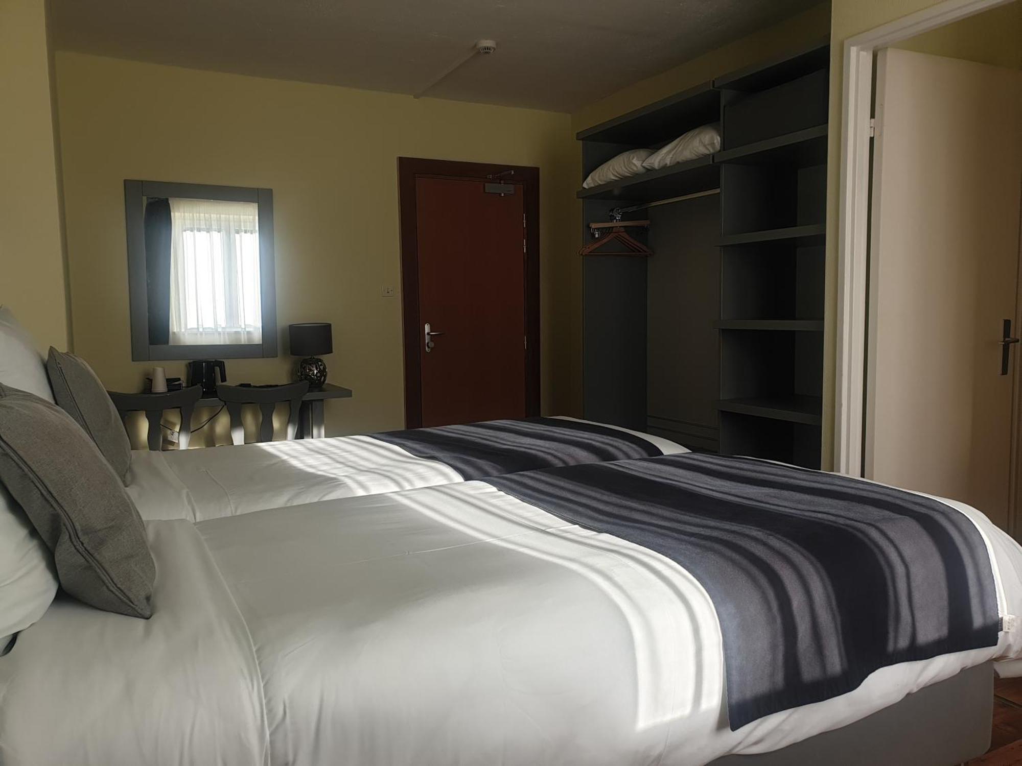 Hotel Restaurant Aux Deux Roses Neuf-Brisach Εξωτερικό φωτογραφία