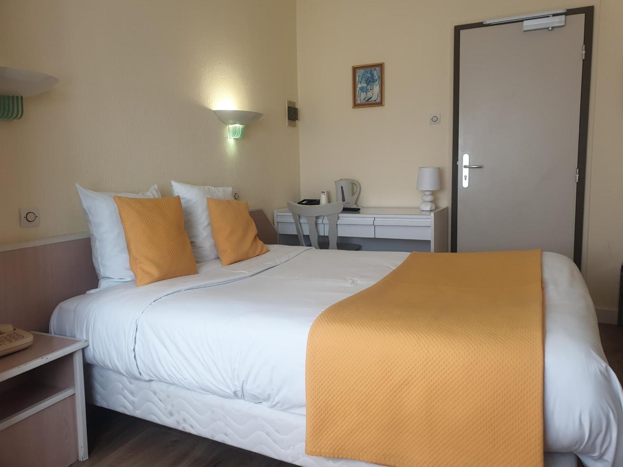Hotel Restaurant Aux Deux Roses Neuf-Brisach Εξωτερικό φωτογραφία