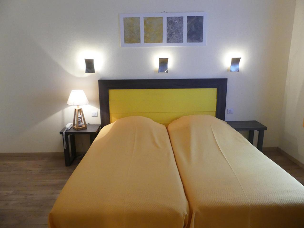 Hotel Restaurant Aux Deux Roses Neuf-Brisach Εξωτερικό φωτογραφία